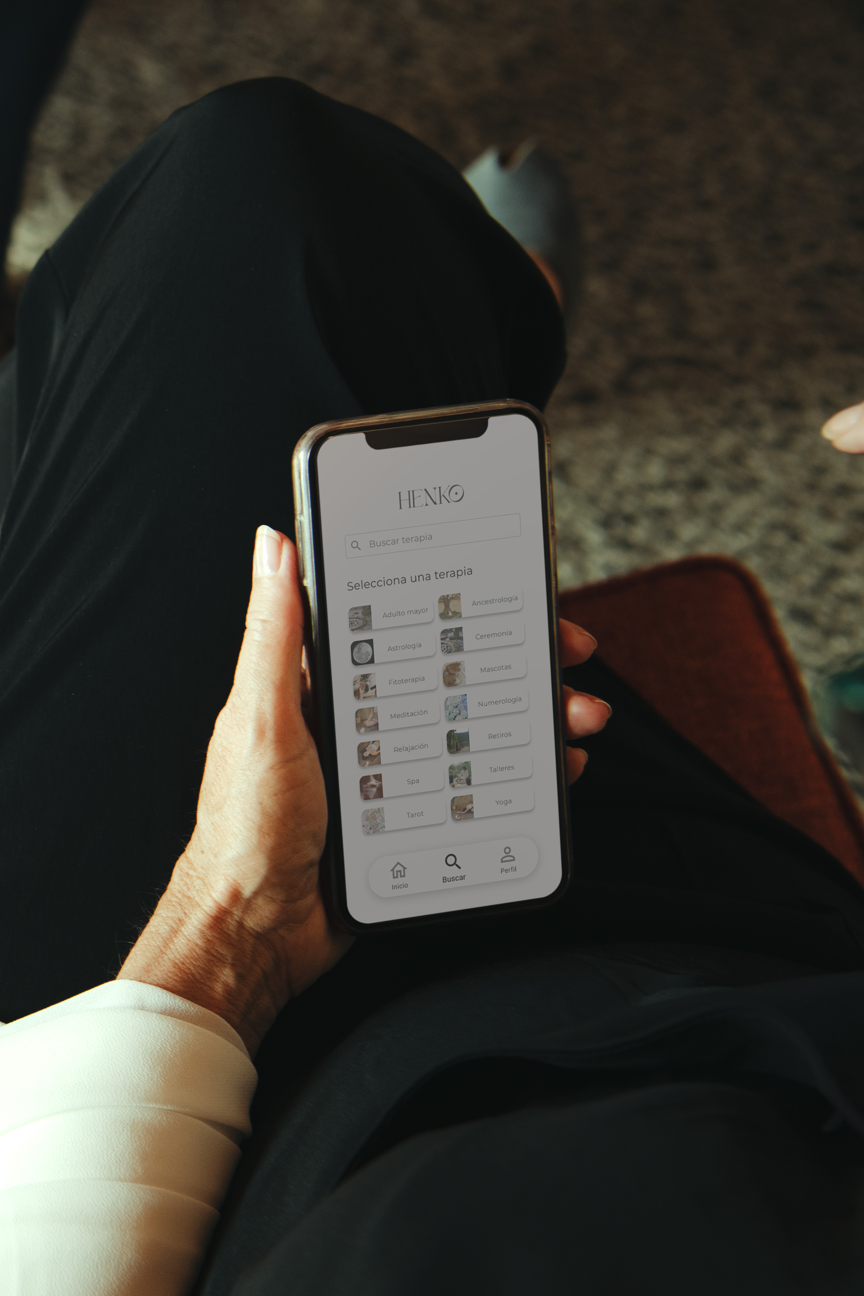App Henko en un teléfono